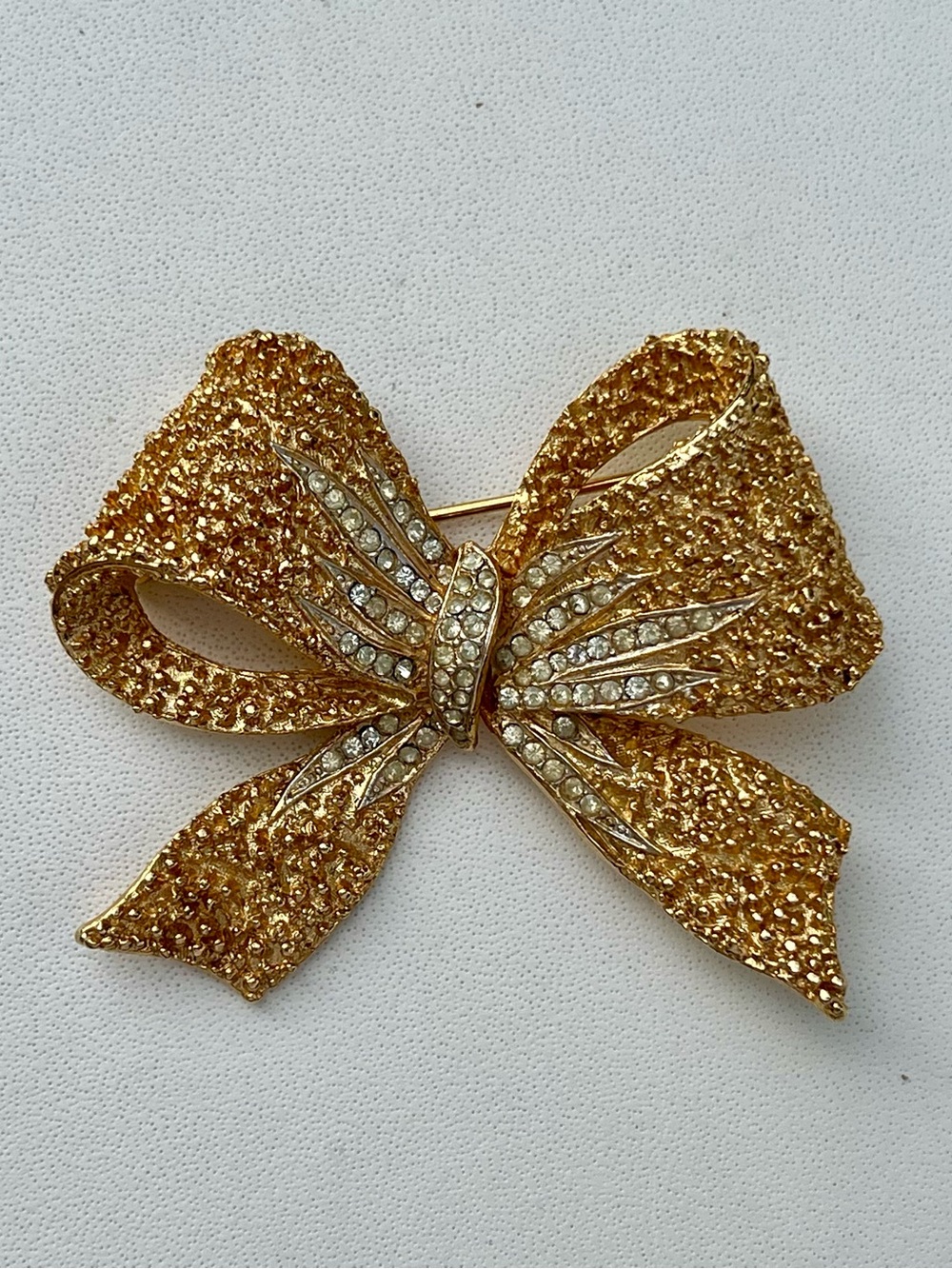 Vintage Signed Coro Craft Corocraft Gold Bow Brooch Pin Rhinestone Pave Center